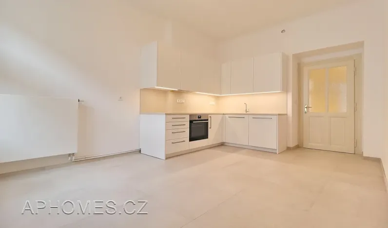 Pronájem bytu 3+1, Praha - Nové Město, Podskalská, 100 m2