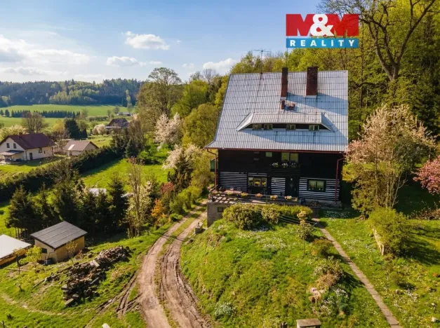 Prodej rodinného domu, Žampach, 365 m2