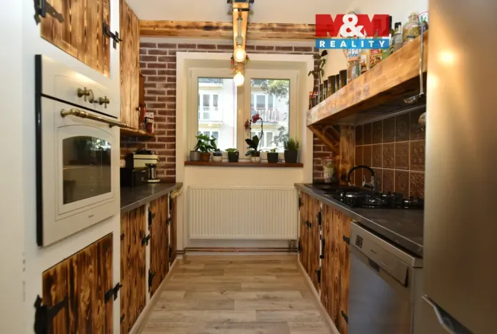 Pronájem bytu 2+1, Nový Bor, Sklářská, 67 m2