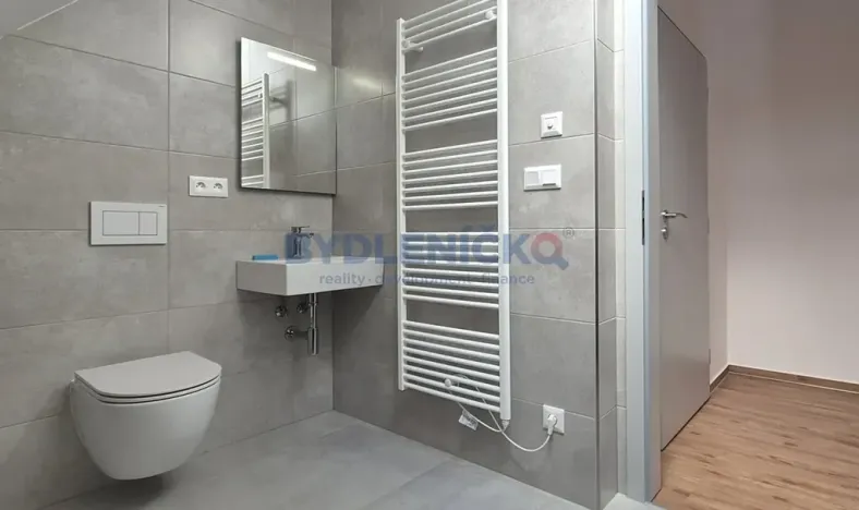 Pronájem kanceláře, České Budějovice, nám. Přemysla Otakara II., 38 m2