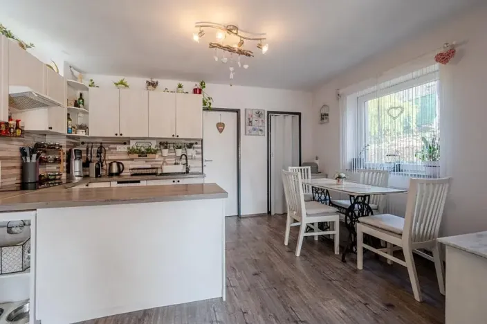 Prodej rodinného domu, Chocerady, 94 m2