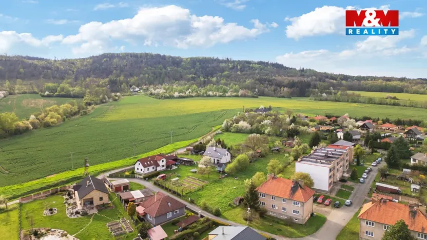 Prodej pozemku pro bydlení, Blatno, 1323 m2