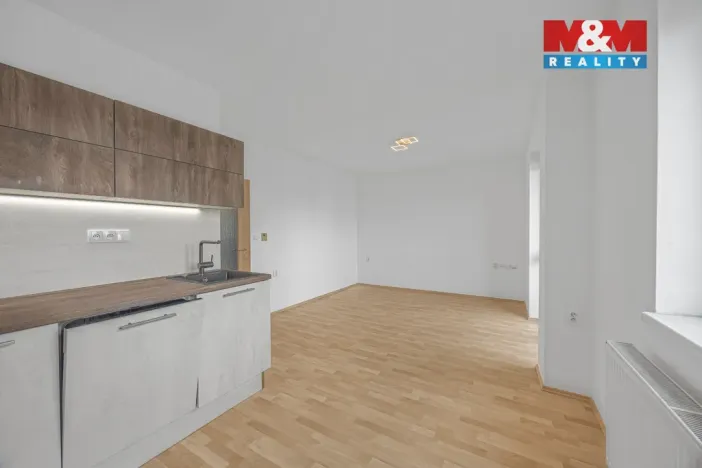 Prodej bytu 2+kk, Hradec Králové, Ve Stromovce, 48 m2