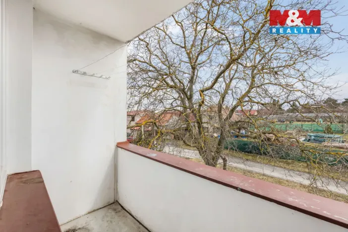 Prodej bytu 3+1, Bzová, 75 m2