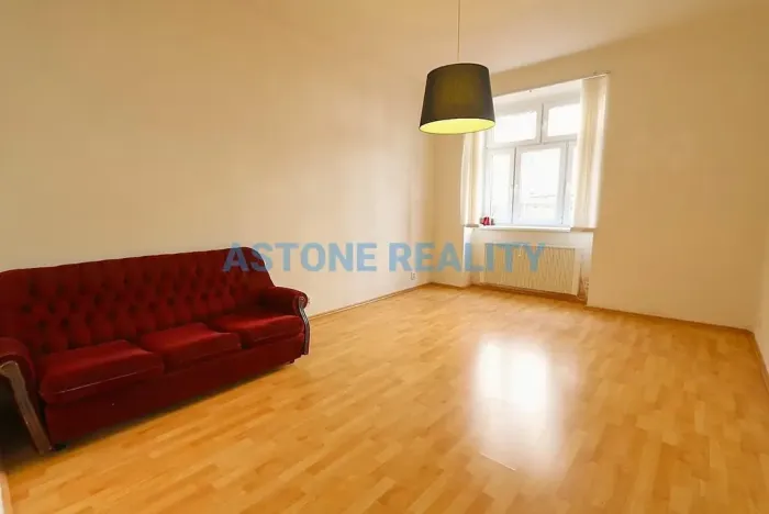 Prodej bytu 2+kk, Praha - Bubeneč, Raisova, 46 m2