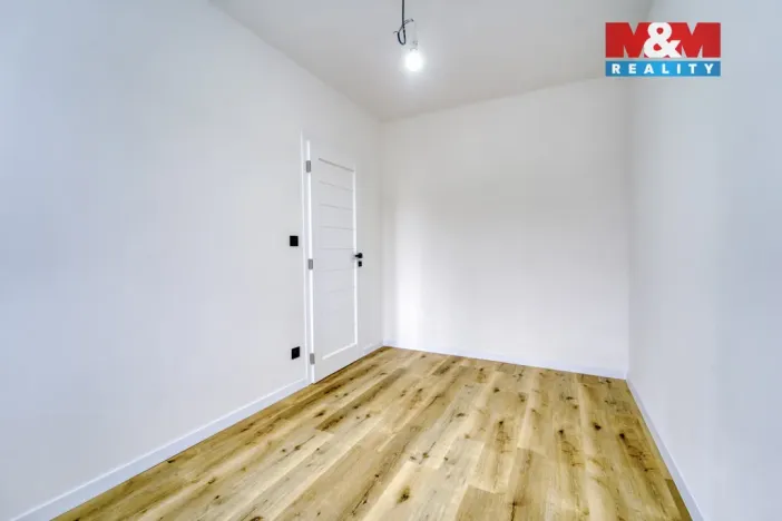 Prodej bytu 2+kk, Tlučná, Tlučenská kolonie, 40 m2