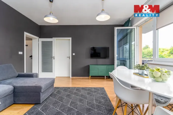 Prodej bytu 2+kk, Praha - Horní Měcholupy, Mantovská, 50 m2