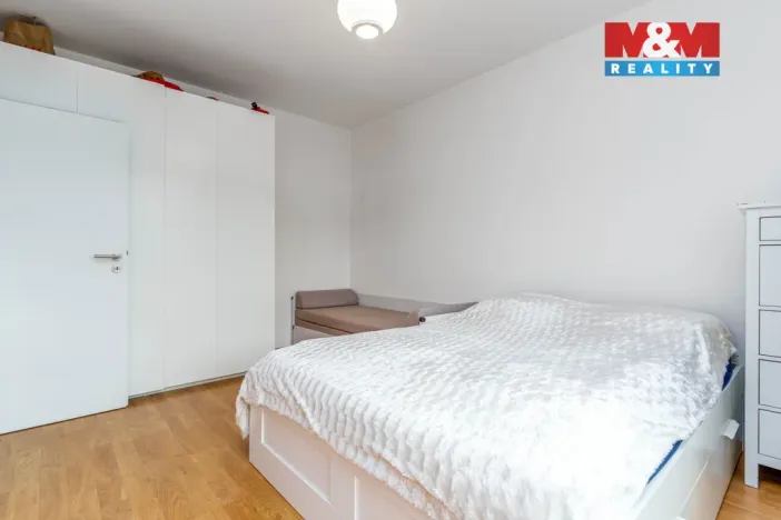 Prodej bytu 2+kk, Praha - Horní Měcholupy, Mantovská, 50 m2