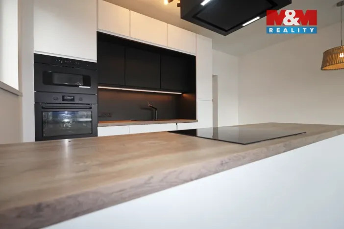 Pronájem bytu 4+kk, Karlovy Vary - Stará Role, Truhlářská, 89 m2