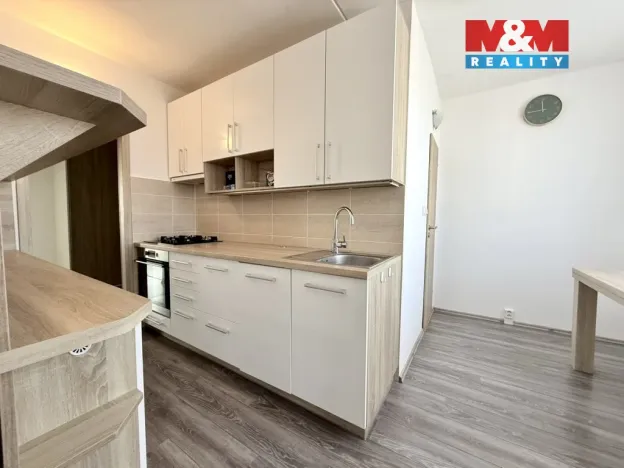 Pronájem bytu 2+1, Plzeň - Bolevec, Komenského, 68 m2