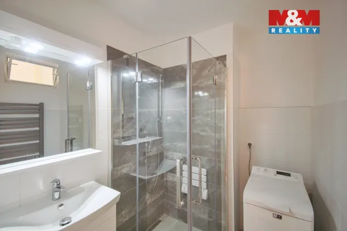 Prodej bytu 2+1, Rožnov pod Radhoštěm, 1. máje, 62 m2