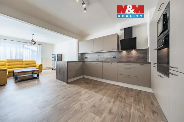 Prodej bytu 3+kk, Nehvizdy, Pražská, 65 m2