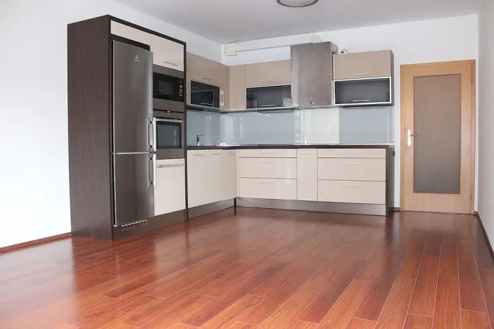 Pronájem bytu 2+kk, Pardubice - Zelené Předměstí, Jana Palacha, 65 m2