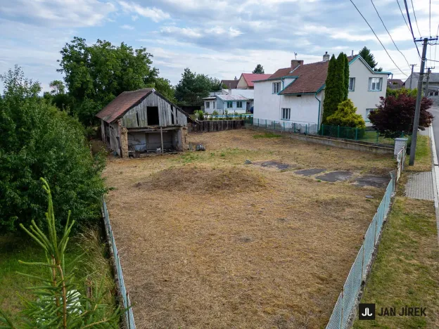 Prodej pozemku, Křičeň, 1045 m2
