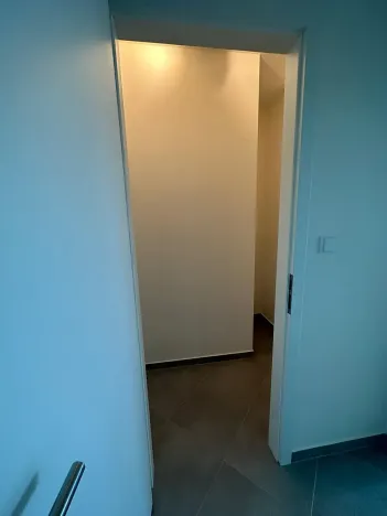 Pronájem bytu 2+kk, Praha - Holešovice, U Pergamenky, 54 m2