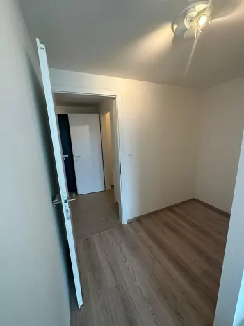 Pronájem bytu 2+kk, Praha - Holešovice, U Pergamenky, 54 m2