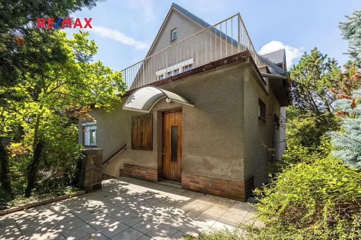 Prodej rodinného domu, Praha - Petrovice, Dieselova, 170 m2