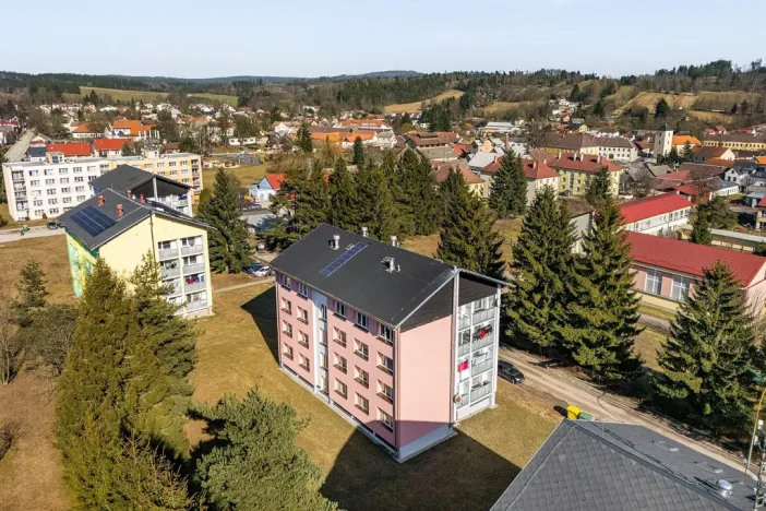 Prodej bytu 3+1, Studená, Komenského, 74 m2