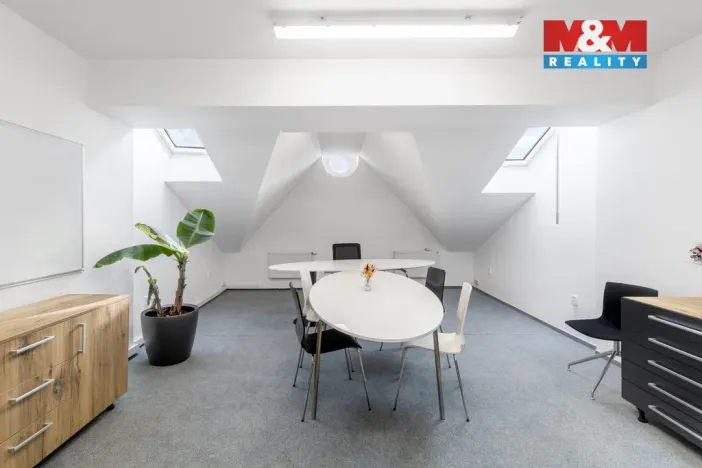 Prodej kanceláře, Ostrava - Kunčičky, Škrobálkova, 455 m2