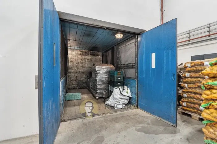 Prodej skladu, Kostelec nad Labem, Neratovická, 3457 m2