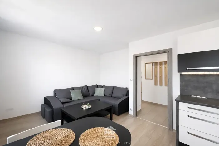 Pronájem bytu 3+kk, Střelice, Ant. Smutného, 77 m2