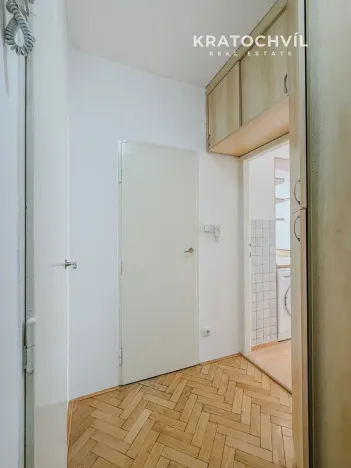 Pronájem bytu 1+1, Praha - Nusle, Na Jezerce, 53 m2