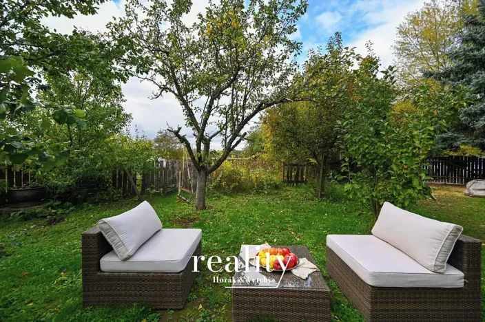 Prodej rodinného domu, Hodonice, 480 m2