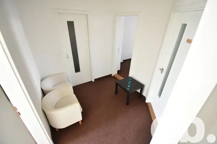 Pronájem kanceláře, Karlovy Vary, Bělehradská, 112 m2