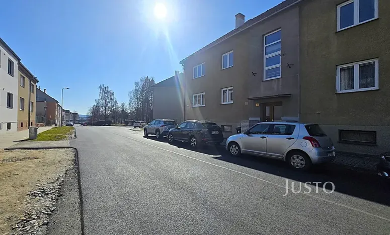 Pronájem bytu 3+1, Písek, Václavské nám., 66 m2