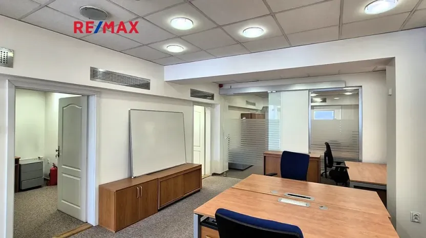 Pronájem obchodního prostoru, Mladá Boleslav, Bělská, 118 m2