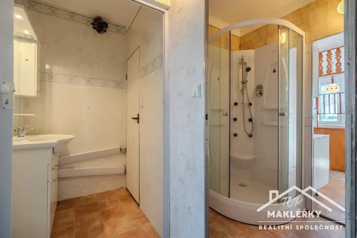 Prodej bytu 3+1, Kolín, Rimavské Soboty, 69 m2