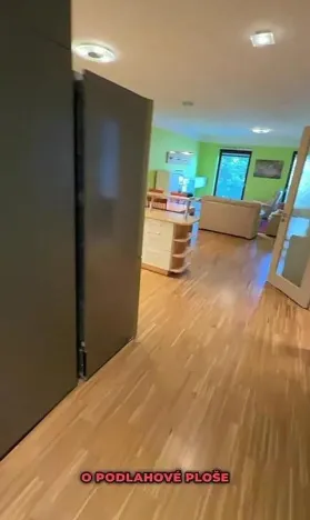 Pronájem bytu 2+kk, Praha - Karlín, Rohanské nábřeží, 80 m2