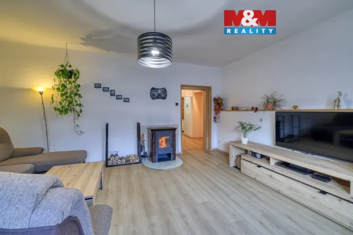 Prodej rodinného domu, Dobřany, Stromořadí, 86 m2