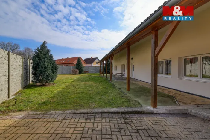 Prodej rodinného domu, Mladý Smolivec, 218 m2