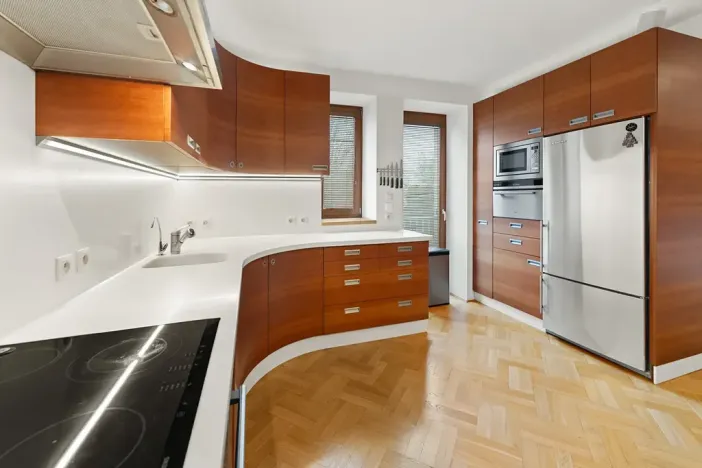 Prodej rodinného domu, Praha, Sklenská, 200 m2