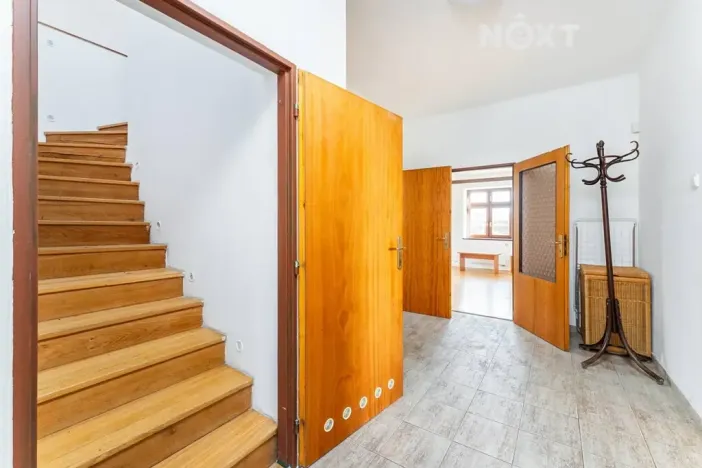 Prodej rodinného domu, Březno, 380 m2