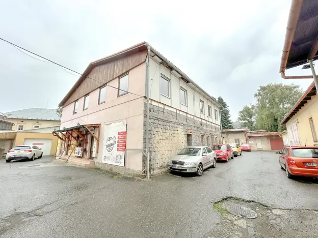Pronájem obchodního prostoru, Jeseník, Fučíkova, 310 m2