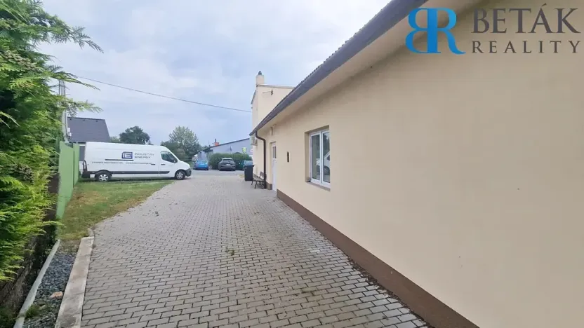 Prodej obchodního prostoru, Želatovice, 250 m2