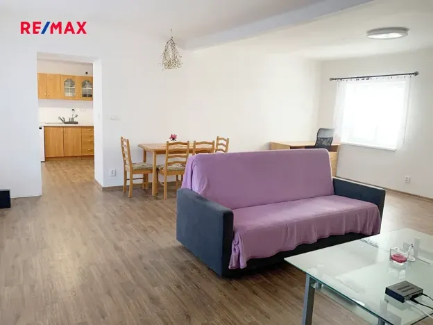 Pronájem rodinného domu, Senec, 100 m2