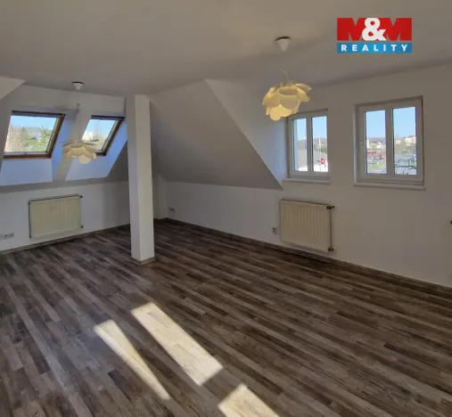 Pronájem bytu 4+kk, Cheb, Zelená, 120 m2