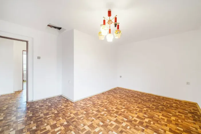 Prodej rodinného domu, Běštín, 193 m2