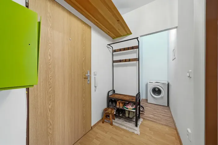 Prodej bytu 2+kk, Olomouc, Novosadský dvůr, 49 m2