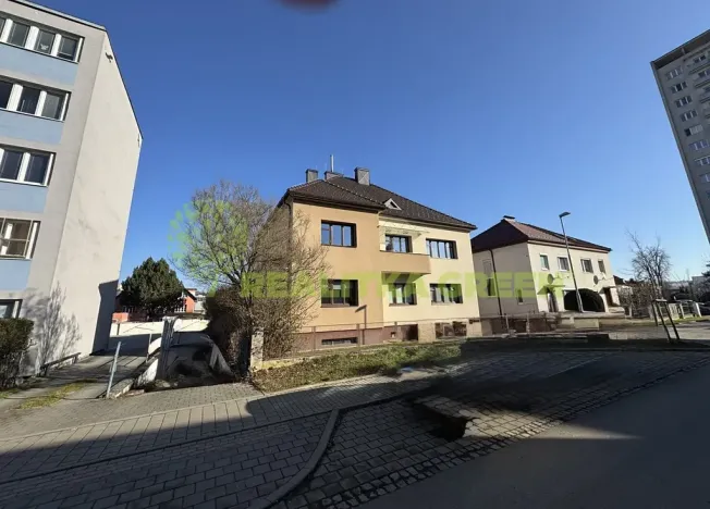 Pronájem komerční nemovitosti, Zlín, Ševcovská, 110 m2