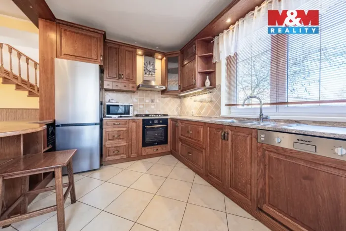 Pronájem rodinného domu, Praha - Ďáblice, Markvartická, 220 m2