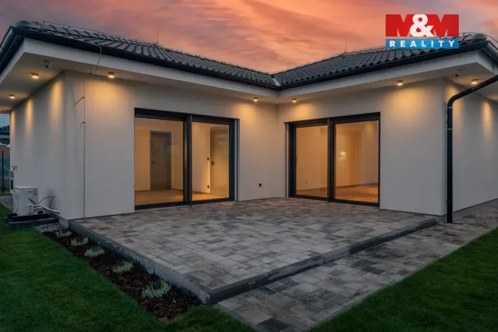 Prodej rodinného domu, Jenštejn, Za zahradami, 153 m2