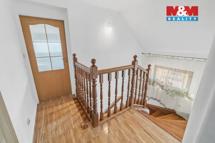 Prodej rodinného domu, Kosořice, 195 m2