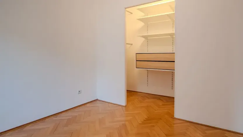 Pronájem bytu 2+1, Poděbrady, Hakenova, 51 m2