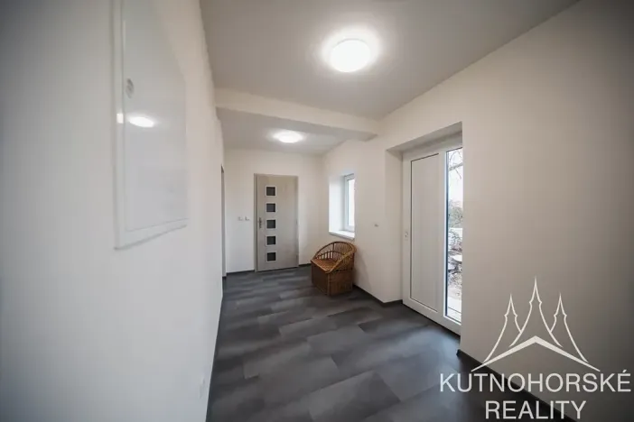 Prodej rodinného domu, Červené Pečky, Husova, 177 m2