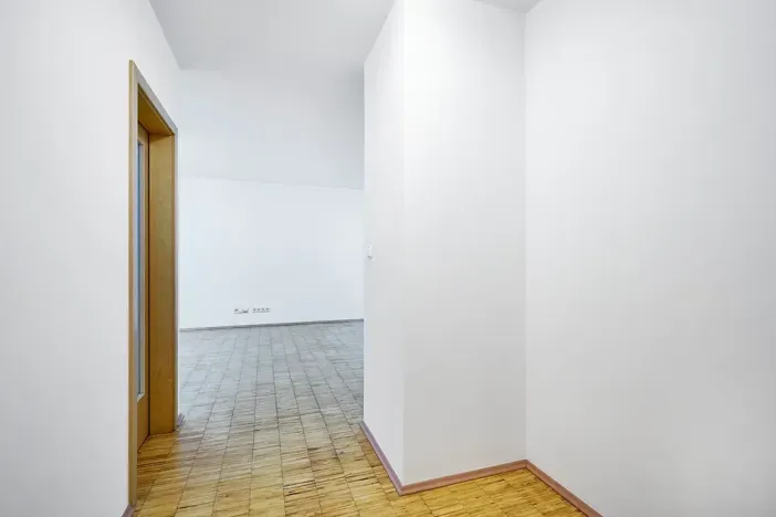 Pronájem bytu 2+kk, Praha - Žižkov, Husitská, 60 m2