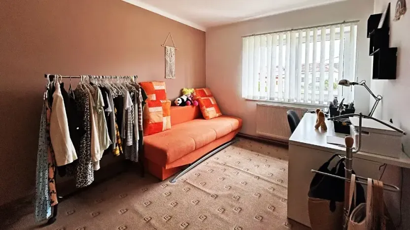 Prodej rodinného domu, Dešov, 1224 m2